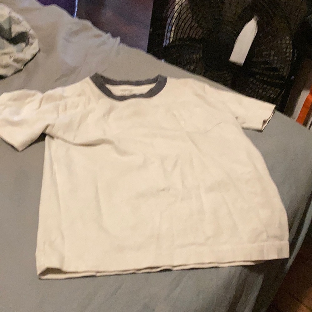White T shirt